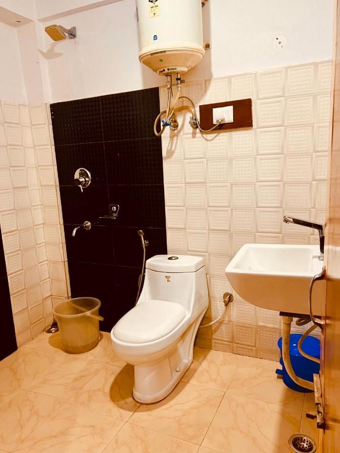 Hotel Solitaire Manali - A Few Steps From Mall Road 외부 사진