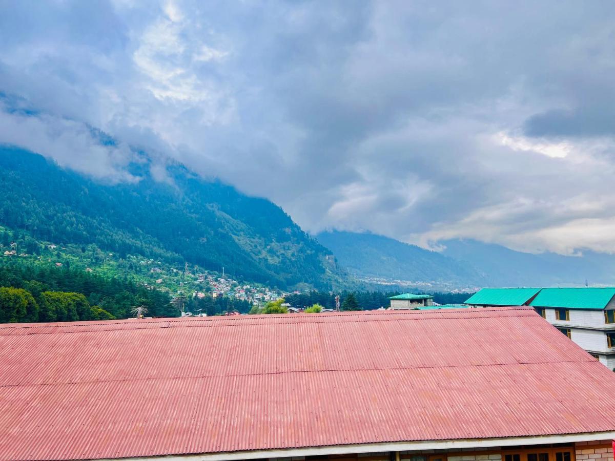 Hotel Solitaire Manali - A Few Steps From Mall Road 외부 사진