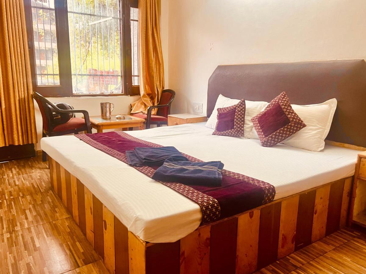 Hotel Solitaire Manali - A Few Steps From Mall Road 외부 사진